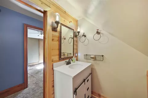 Bath - 615 St Clair, Jackson, MI 49202 photo 2 of 2