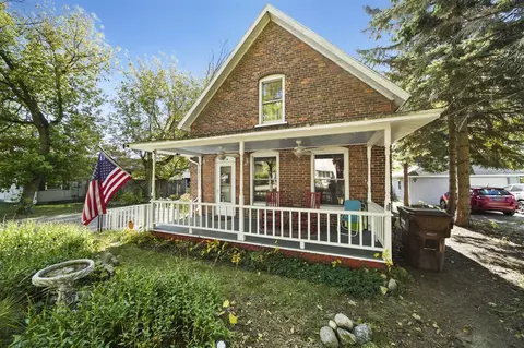 Exterior - 615 St Clair, Jackson, MI 49202 photo 9 of 11
