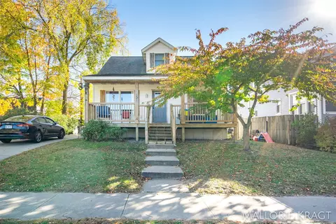 1040 Columbus, Grand Haven, MI 49417