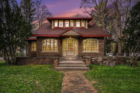 633 Marshall, Allegan, MI 49010