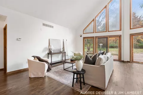 Living - 6020 Clark, Bath, MI 48808 photo 9 of 10