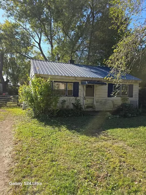 424 Arctic, Buchanan, MI 49107