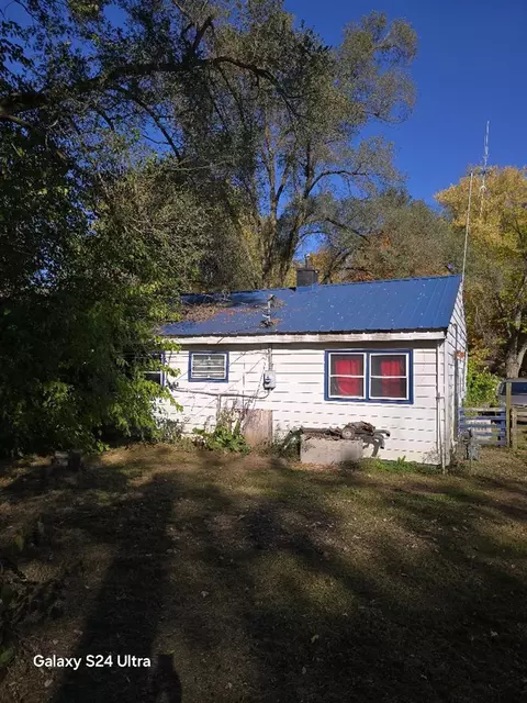 Exterior - 424 Arctic, Buchanan, MI 49107 photo 1 of 3