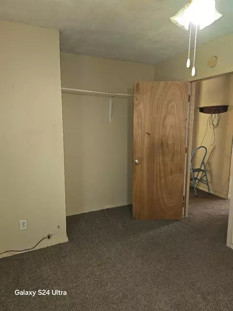 Bedroom - 424 Arctic, Buchanan, MI 49107 photo 2 of 3