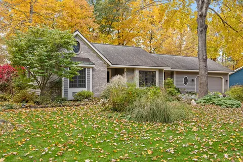 3236 Riverwoods, Rockford, MI 49341