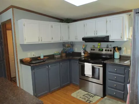 Kitchen - 5570 E Stanton, Stanton, MI 48888 photo 6 of 9
