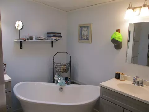 Bath - 5570 E Stanton, Stanton, MI 48888 photo 1 of 5