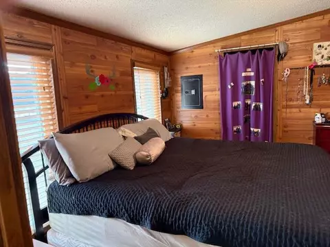 Bedroom - 5570 E Stanton, Stanton, MI 48888 photo 2 of 5
