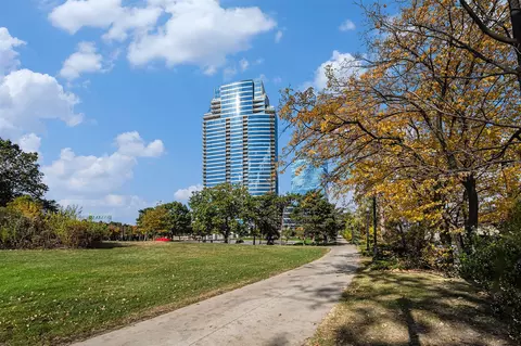 335 Bridge #607, Grand Rapids, MI 49504