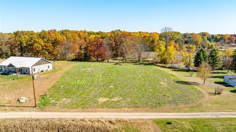 V/l Thunder, Jackson, MI 49201 photo 4