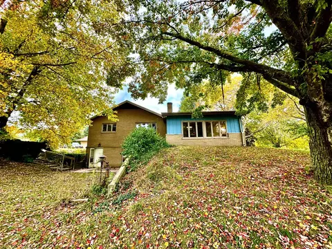 5877 Central, Coloma, MI 49038
