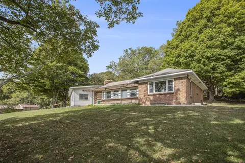600 W Van Buren, Augusta, MI 49012