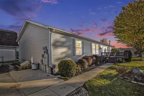 Exterior - 551 Maple Ln, Coldwater, MI 49036 photo 7 of 7