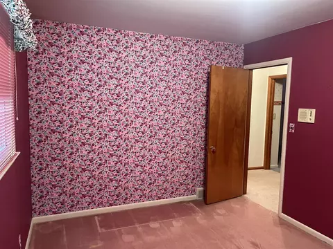 Bedroom - 5920 Riverside, Jackson, MI 49201 photo 3 of 11