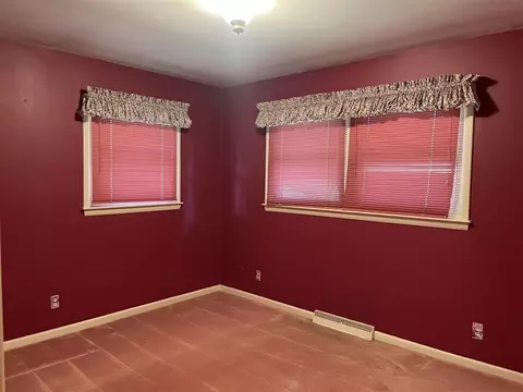 Bedroom - 5920 Riverside, Jackson, MI 49201 photo 2 of 11