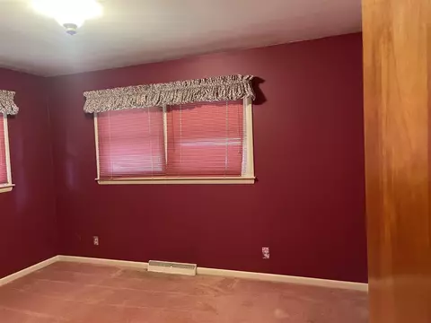 Bedroom - 5920 Riverside, Jackson, MI 49201 photo 1 of 11