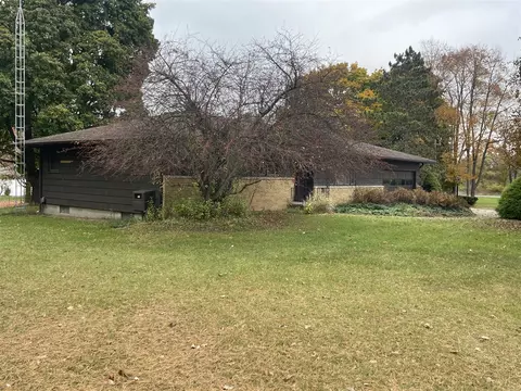 Exterior - 5920 Riverside, Jackson, MI 49201 photo 18 of 21