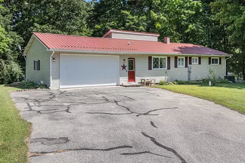 3890 S Riverview, Hesperia, MI 49421