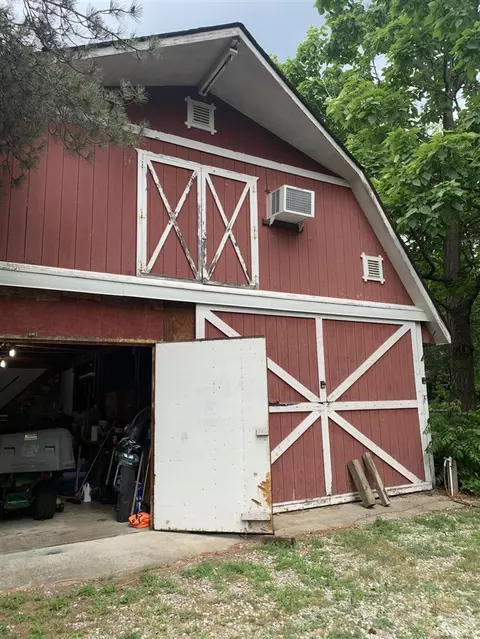 96 Olde Franklin, Howell, MI 48855 photo 18