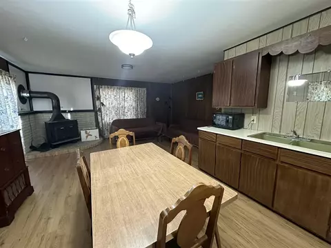 Dining - 2508 W 11 12 Mile, Irons, MI 49644 photo 2 of 2