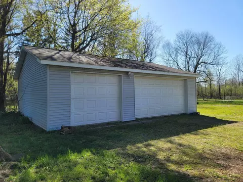 221 W Thomas, Parchment, MI 49004