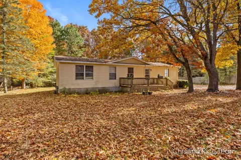 5945 Lyn, Greenville, MI 48838