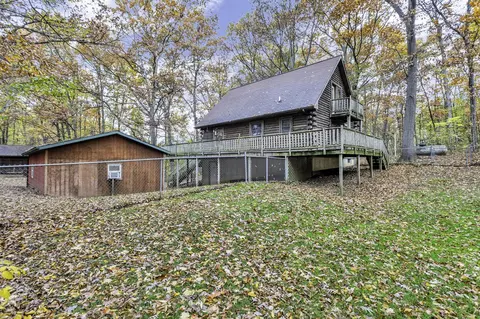 4745 E Mosherville, Jonesville, MI 49250