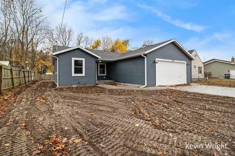 3383 Leon, Norton Shores, MI 49441