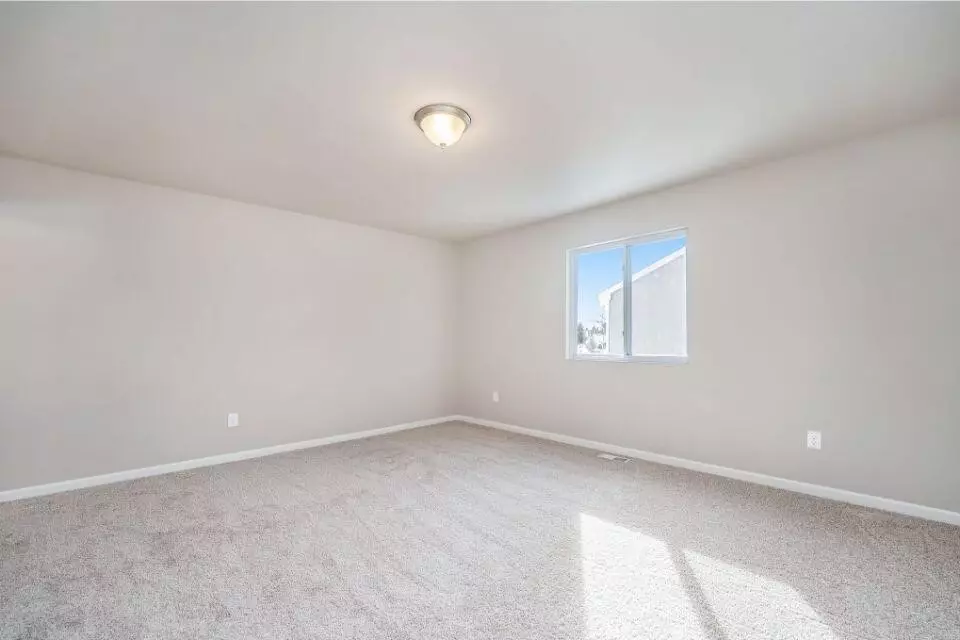 Bedroom - 5044 Apollo, Caledonia, MI 49316 photo 6 of 9