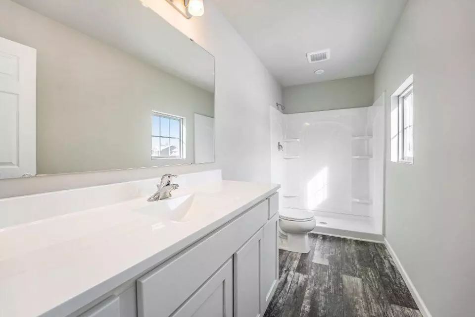 Bath - 5044 Apollo, Caledonia, MI 49316 photo 3 of 4