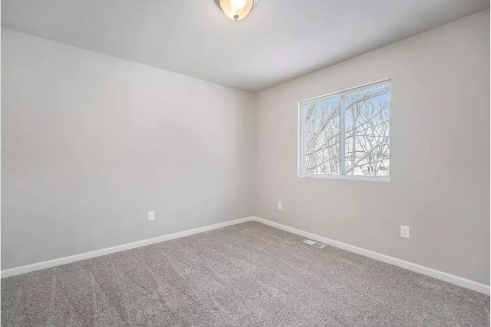 Bedroom - 5044 Apollo, Caledonia, MI 49316 photo 8 of 9