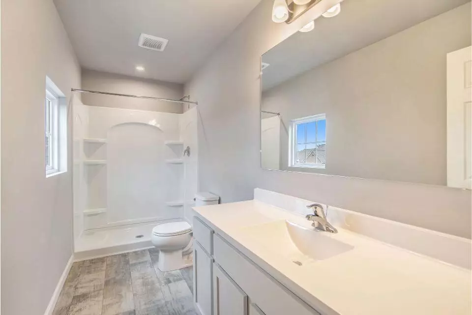 Bath - 5044 Apollo, Caledonia, MI 49316 photo 1 of 4
