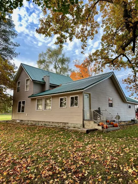 7369 W 24th, Fremont, MI 49412