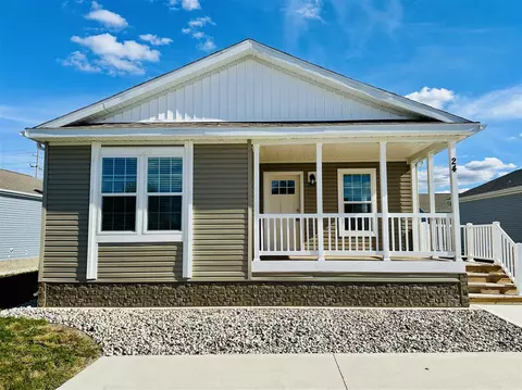 1283 Ellis #24, Norton Shores, MI 49441