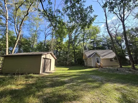 1990 S Parsons, Fremont, MI 49412