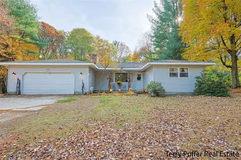 4795 W Michillinda, Whitehall, MI 49461