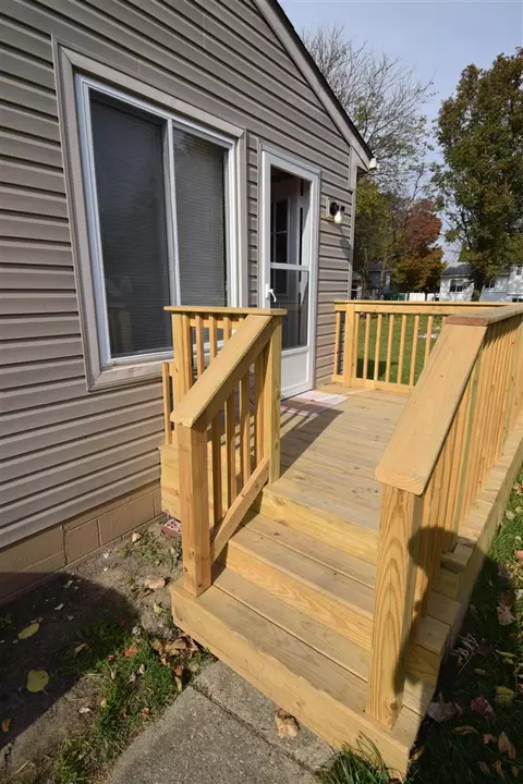 Exterior - 28058 Leroy, Romulus, MI 48174 photo 5 of 7