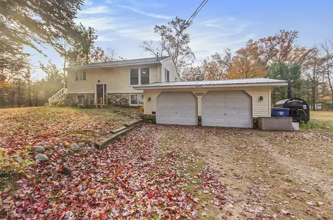 Exterior - 590 W Marion, White Cloud, MI 49349 photo 5 of 20