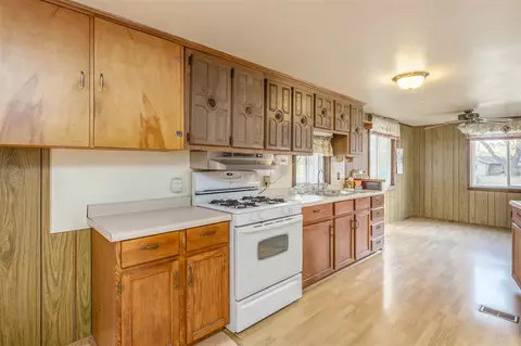 Kitchen - 372 13th, Plainwell, MI 49080 photo 2 of 4