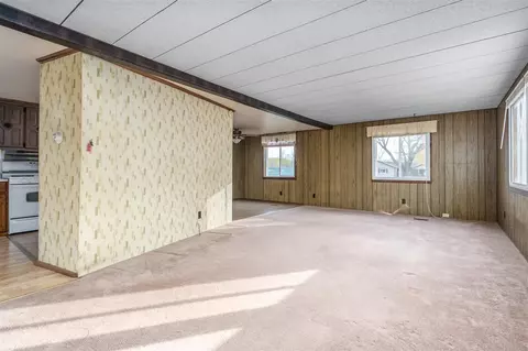 Living - 372 13th, Plainwell, MI 49080 photo 3 of 5