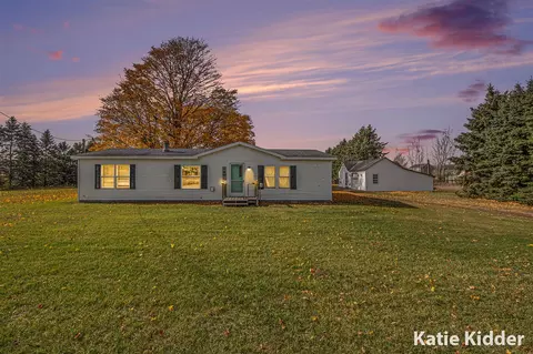 9401 108th, Zeeland, MI 49464
