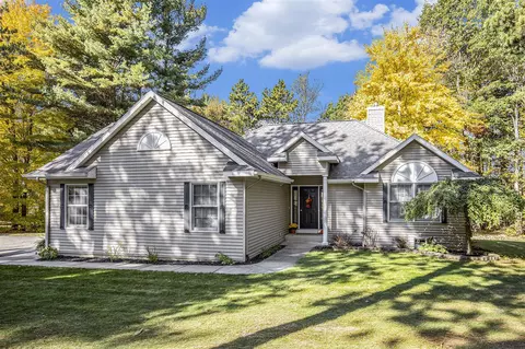 1563 Nellie, Kent City, MI 49330