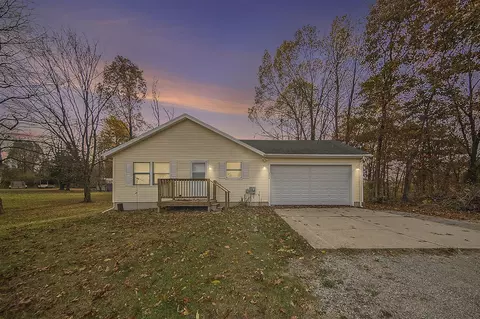 10376 Glencoe, Jerome, MI 49249 photo 2