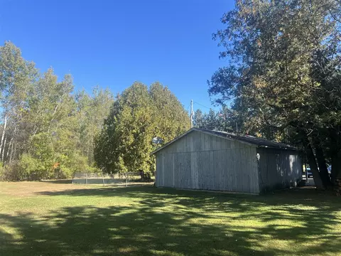136 Hockaday, Gladwin, MI 48624 photo 17