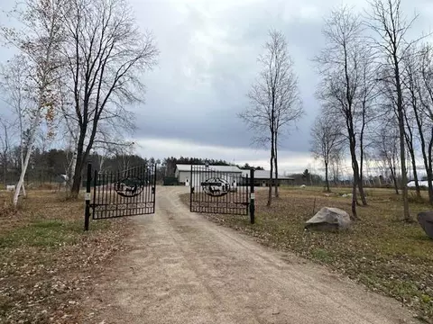 Exterior - 9696 10th, Remus, MI 49340 photo 2 of 3