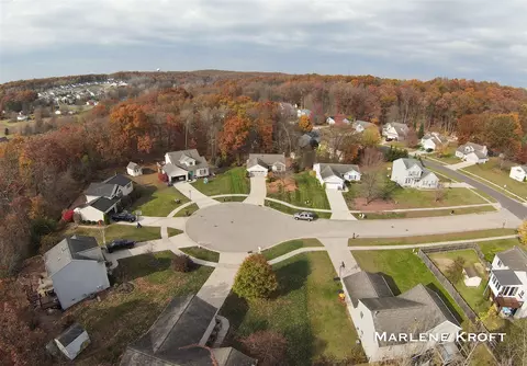 1663 Barnsley, Lowell, MI 49331 photo 11