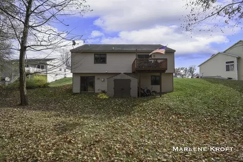 1663 Barnsley, Lowell, MI 49331 photo 13