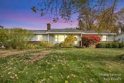 7762 Emberly, Jenison, MI 49428