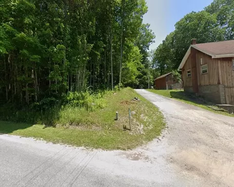 681 N N Park, Benton Harbor, MI 49022