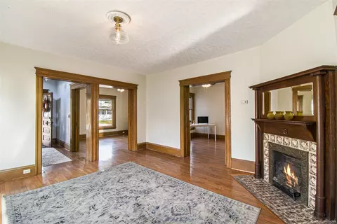 1811 E Ganson, Jackson, MI 49202 photo 9